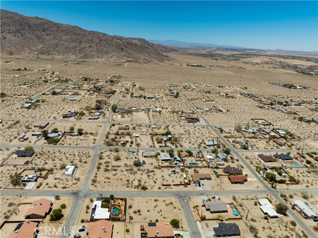 Detail Gallery Image 16 of 18 For 74811 Aladdin Dr, Twentynine Palms,  CA 92277 - – Beds | – Baths