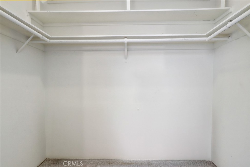 https://media.crmls.org/medias/589074cd-f25b-4101-abb6-6555707bf193.jpg?preset=X-Large