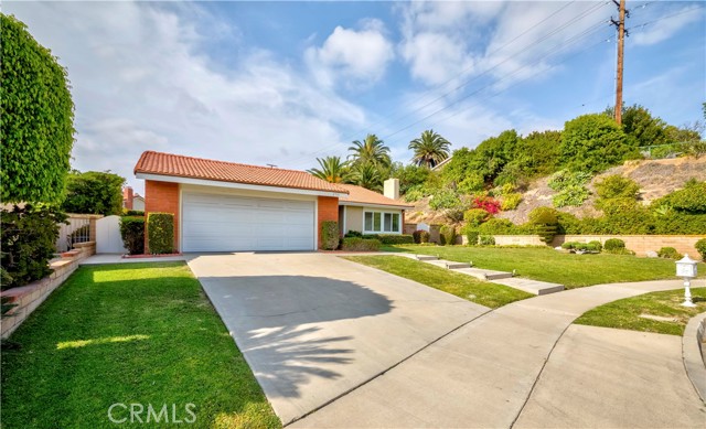 2501 Tiffany Place, Fullerton CA: https://media.crmls.org/medias/58911cf7-a979-4e23-b101-3be0c8c89ced.jpg