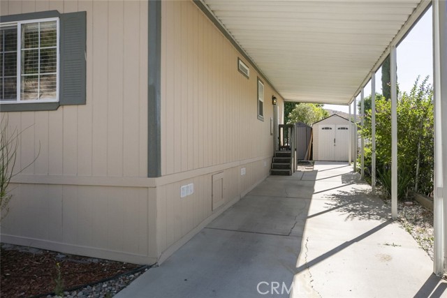 29021 Bouquet Canyon Road, Saugus CA: https://media.crmls.org/medias/58914f61-fb5f-4002-9461-5bdc38c13a86.jpg