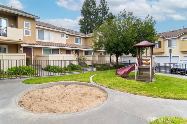 Detail Gallery Image 39 of 44 For 28456 Sassetta Way, Lake Forest,  CA 92679 - 2 Beds | 1 Baths