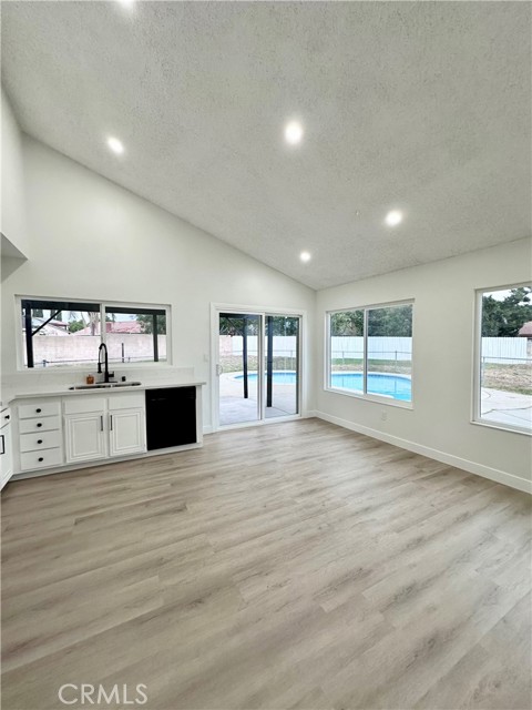 Detail Gallery Image 17 of 23 For 2465 N Idyllwild Ave, Rialto,  CA 92377 - 4 Beds | 2 Baths