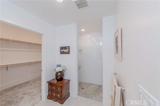 7002 Citron Lane, Cypress CA: https://media.crmls.org/medias/5892c1d3-5379-4218-8c89-2d786b3c89ff.jpg
