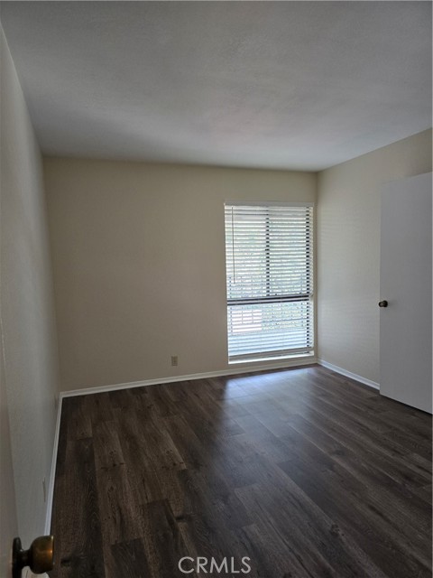 254 E Fern Avenue, Redlands CA: https://media.crmls.org/medias/589310e2-e621-4cca-a844-e584689a740c.jpg