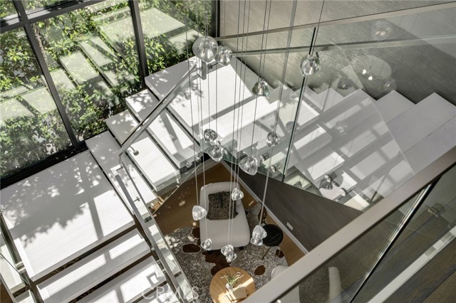 Detail Gallery Image 22 of 59 For 15231 Greenleaf St, Sherman Oaks,  CA 91403 - 6 Beds | 7/1 Baths