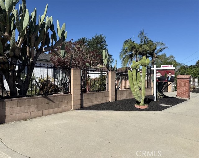 Detail Gallery Image 18 of 18 For 13567 Eldridge, Sylmar,  CA 91342 - 3 Beds | 2 Baths