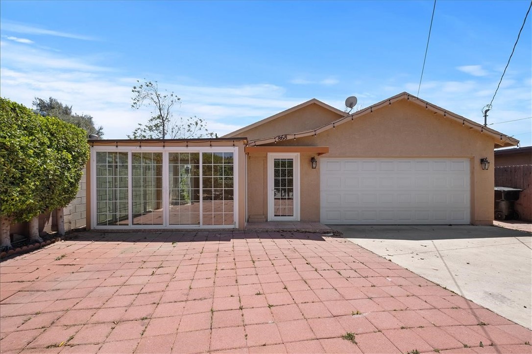 Image 2 for 868 W Orange Grove Ave, Pomona, CA 91768