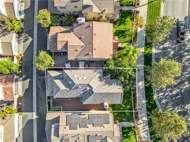 Detail Gallery Image 30 of 31 For 27626 Sunny Creek Dr, Valencia,  CA 91354 - 3 Beds | 2/1 Baths