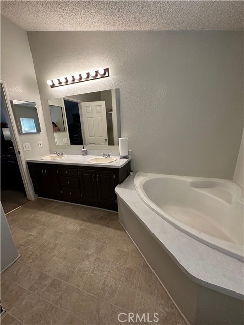 Detail Gallery Image 6 of 24 For 1350 San Bernardino Rd #22,  Upland,  CA 91786 - 3 Beds | 2 Baths