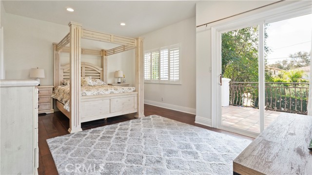 Detail Gallery Image 17 of 50 For 5128 Avenida Hacienda, Tarzana,  CA 91356 - 5 Beds | 4 Baths