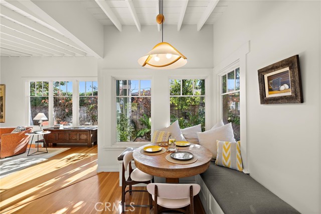 Detail Gallery Image 7 of 38 For 1511 Bluebird Canyon Dr, Laguna Beach,  CA 92651 - 3 Beds | 2 Baths