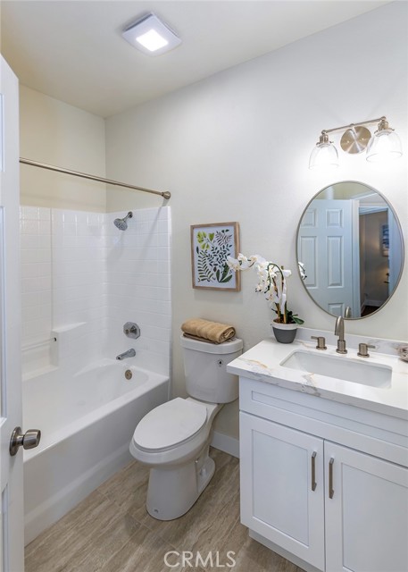 1010 S Gibraltar Avenue, Anaheim CA: https://media.crmls.org/medias/58969214-f94c-4f16-b98e-0e086c8e44d5.jpg