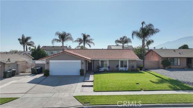 Image 3 for 7468 Jacaranda Ave, Fontana, CA 92336