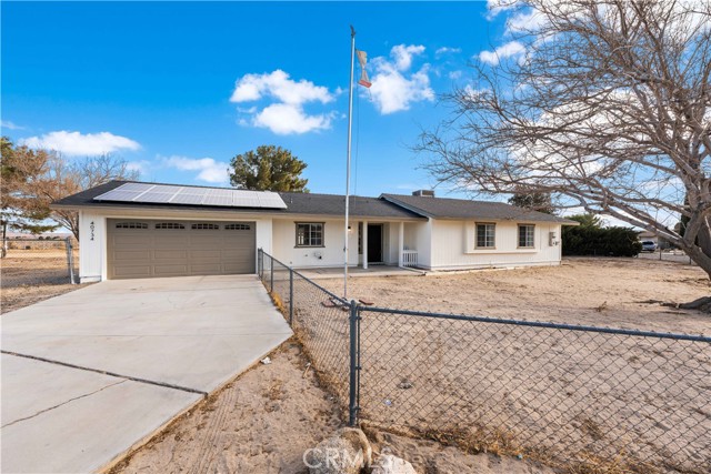 Detail Gallery Image 3 of 36 For 40734 152nd St, Lake Los Angeles,  CA 93535 - 3 Beds | 2 Baths