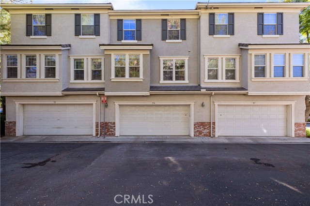 23402 Brookdale Lane, Valencia CA: https://media.crmls.org/medias/58990f5e-48af-43fc-8607-d502e1cf3ec5.jpg