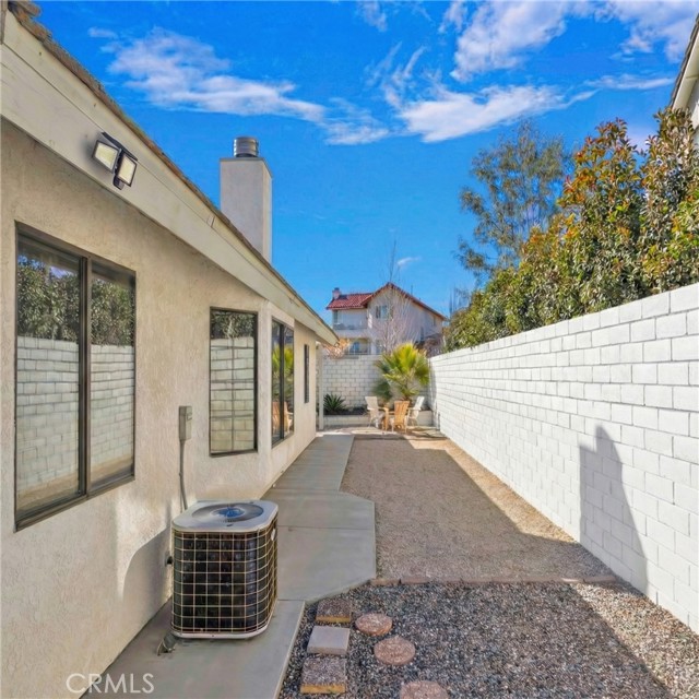 Detail Gallery Image 34 of 42 For 12790 Amberwood, Victorville,  CA 92395 - 3 Beds | 2 Baths