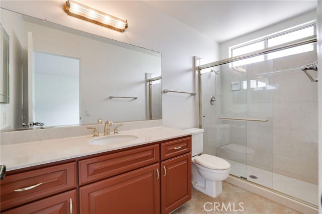 Detail Gallery Image 13 of 15 For 19082 Plum Tree Ln, Huntington Beach,  CA 92646 - 4 Beds | 3 Baths