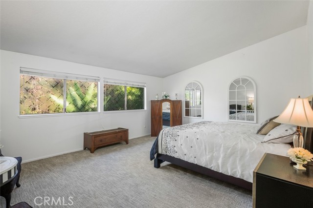 15232 Lille Circle, Irvine CA: https://media.crmls.org/medias/5899741e-608b-4ecd-ad2b-c1e8b8ca32b2.jpg