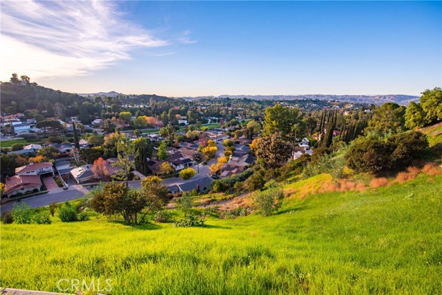 Detail Gallery Image 18 of 19 For 34 Torreon Dr, Woodland Hills,  CA 91364 - – Beds | – Baths