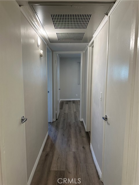 121 Sinclair, 122 photo 6