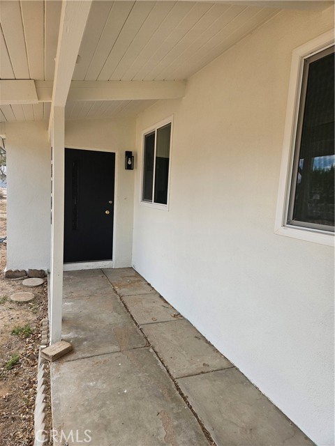 Detail Gallery Image 3 of 19 For 13100 Skiomah, Apple Valley,  CA 92308 - 3 Beds | 2 Baths