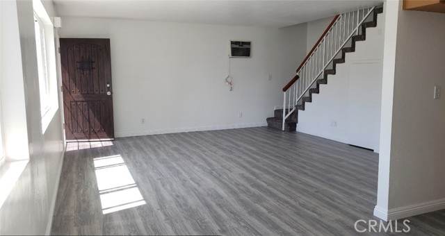 6831 Toler Avenue, Bell Gardens CA: https://media.crmls.org/medias/589ab6fc-50df-4d6f-8db1-4bdea05dd134.jpg