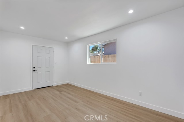 Detail Gallery Image 33 of 37 For 622 W 99th, Los Angeles,  CA 90044 - 3 Beds | 2 Baths