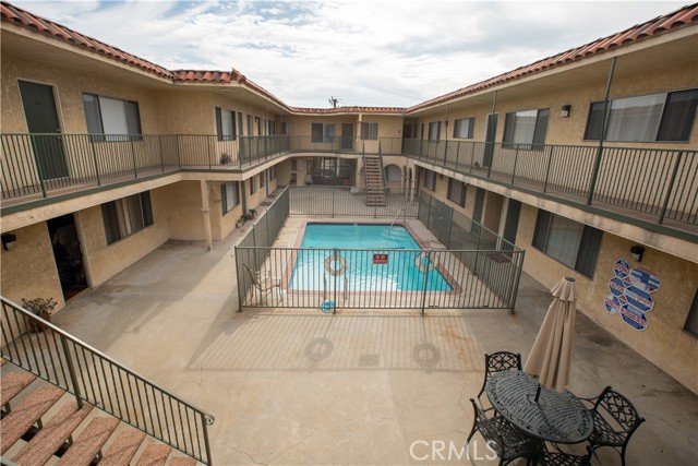 Detail Gallery Image 7 of 20 For 4015 W 137th St #220,  Hawthorne,  CA 90250 - 1 Beds | 1 Baths