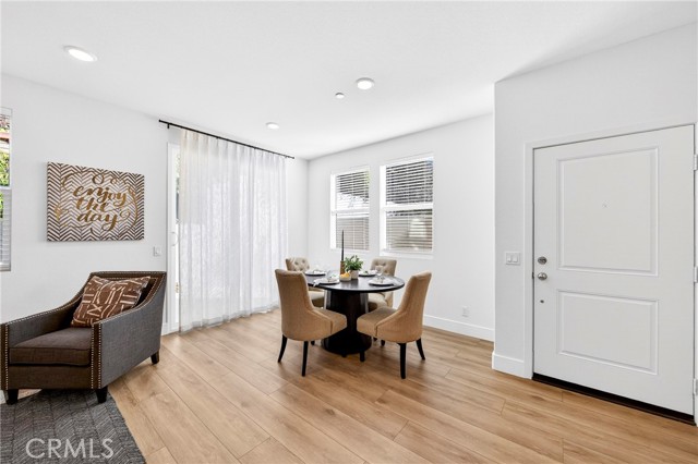 Detail Gallery Image 10 of 47 For 300 Vista Dr #94,  La Habra,  CA 90631 - 3 Beds | 2/1 Baths