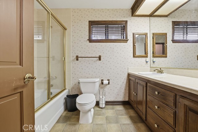 Detail Gallery Image 20 of 46 For 24300 Sylvan Glen, Calabasas,  CA 91302 - 5 Beds | 3 Baths