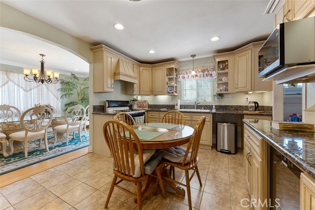 5441 N Calera Avenue, Covina CA: https://media.crmls.org/medias/589c3672-4f58-4a3e-83ea-f329e9de8e64.jpg