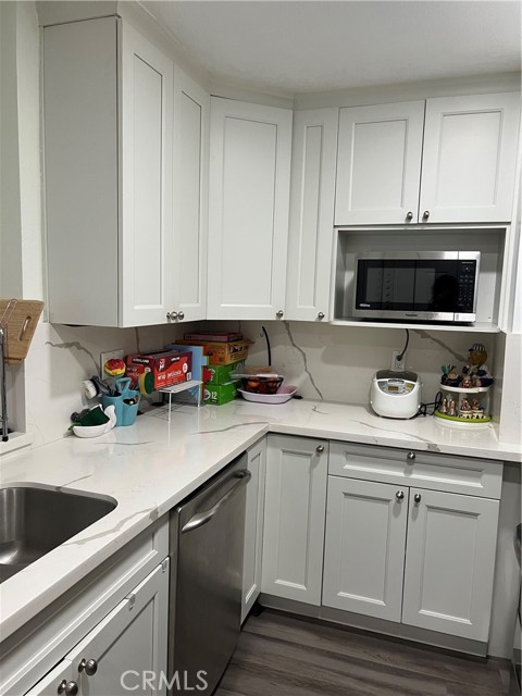 Detail Gallery Image 17 of 56 For 320 W Walnut St #51,  Ontario,  CA 91762 - 2 Beds | 1 Baths