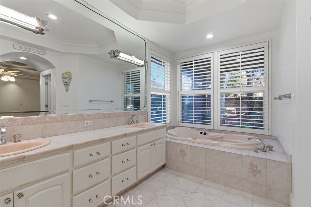 Image 43 of 66 For 2144 King Arthur Court