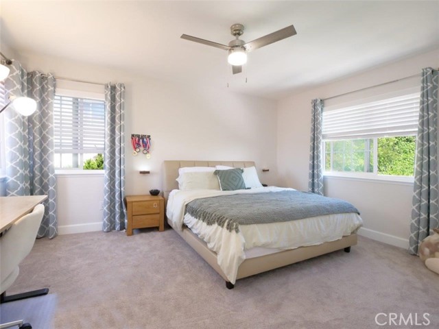 28208 Seamount Drive, Rancho Palos Verdes CA: https://media.crmls.org/medias/589d1f42-dc7e-45f1-b8d3-3f705f5e4857.jpg