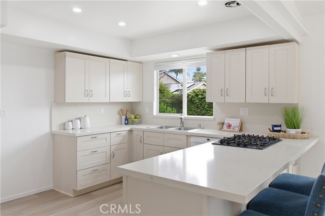 Detail Gallery Image 20 of 61 For 23452 Kathryn Ave, Torrance,  CA 90505 - 4 Beds | 2 Baths