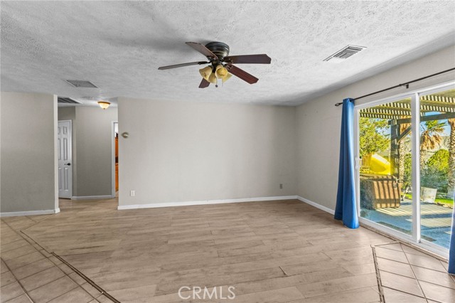 Detail Gallery Image 10 of 45 For 11585 Manana Dr, Morongo Valley,  CA 92256 - 3 Beds | 2 Baths