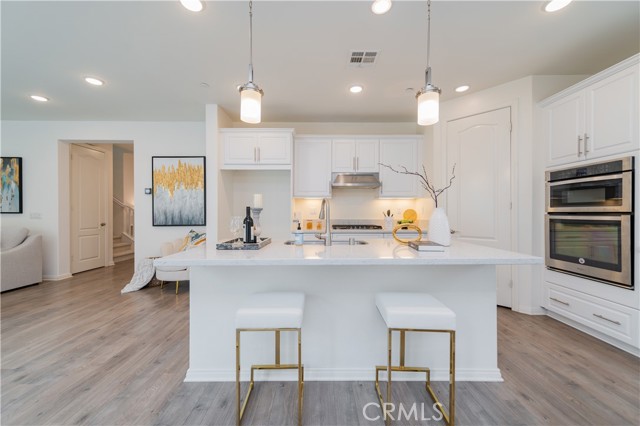24716 Acadia Drive, Corona CA: https://media.crmls.org/medias/589f8c37-8dbf-4da8-972b-52d745f1c84b.jpg