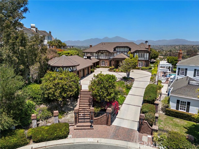 26126 Oroville Place, Laguna Hills CA: https://media.crmls.org/medias/58a07e9d-3d20-44ac-8b95-c3f1eba6454f.jpg