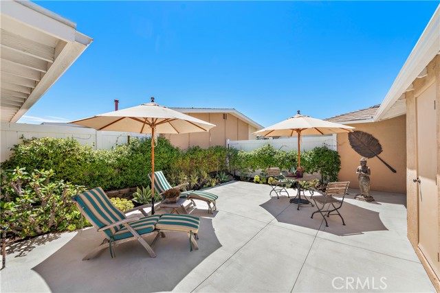 201 Monte Vista, San Clemente CA: https://media.crmls.org/medias/58a08883-097a-49dc-a57e-286977d86d02.jpg