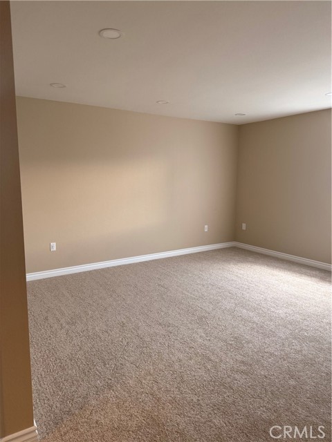 Image 16 of 23 For 26097 Allentown