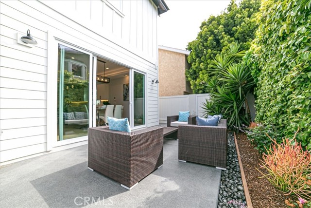 2216 Bataan Road, Redondo Beach, California 90278, 4 Bedrooms Bedrooms, ,3 BathroomsBathrooms,Residential,Sold,Bataan,PV22035810