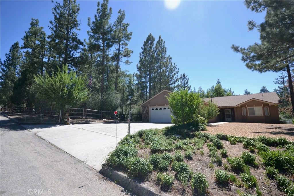 899 McAlister Road