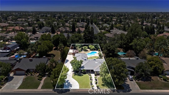 11717 Old Town Road, Bakersfield CA: https://media.crmls.org/medias/58a38e65-5af9-4f38-a69f-2d1e291ca696.jpg