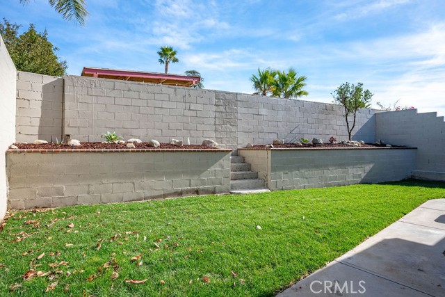 Detail Gallery Image 21 of 35 For 7861 Pinyon Ave, Fontana,  CA 92336 - 3 Beds | 2 Baths