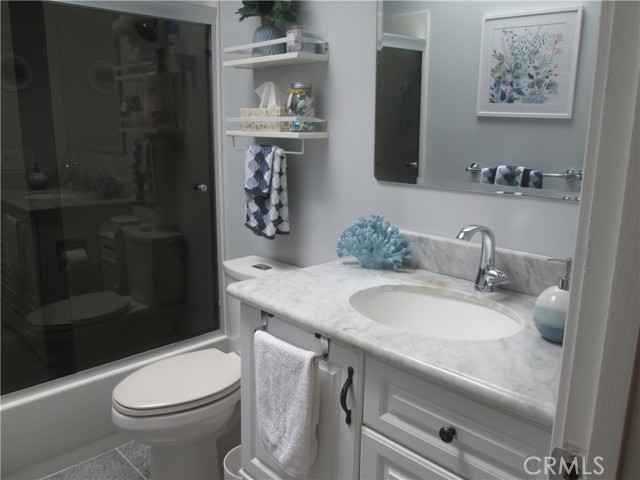 Detail Gallery Image 13 of 32 For 178 Wyandotte Ave, Daly City,  CA 94014 - 3 Beds | 1 Baths