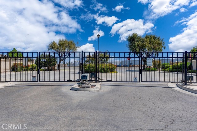 860 Fritz Drive, Los Banos CA: https://media.crmls.org/medias/58a41233-2491-45a5-a2e9-2d72141efada.jpg