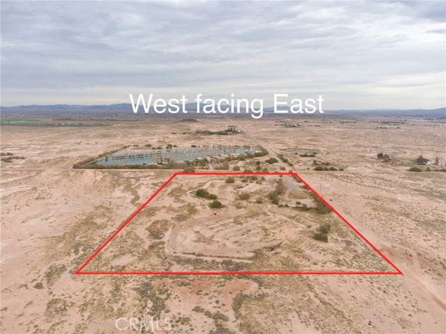 Detail Gallery Image 5 of 40 For 32900 Dune Rd, Newberry Springs,  CA 92365 - 3 Beds | 2 Baths