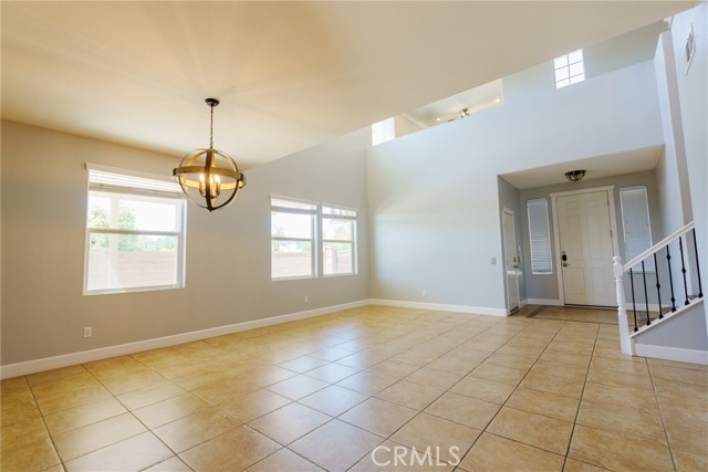 Detail Gallery Image 5 of 64 For 26499 Bladen Ave, Murrieta,  CA 92562 - 6 Beds | 3 Baths