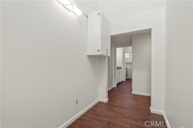 Detail Gallery Image 25 of 42 For 26824 Circle of the Oaks, Newhall,  CA 91321 - 2 Beds | 2 Baths