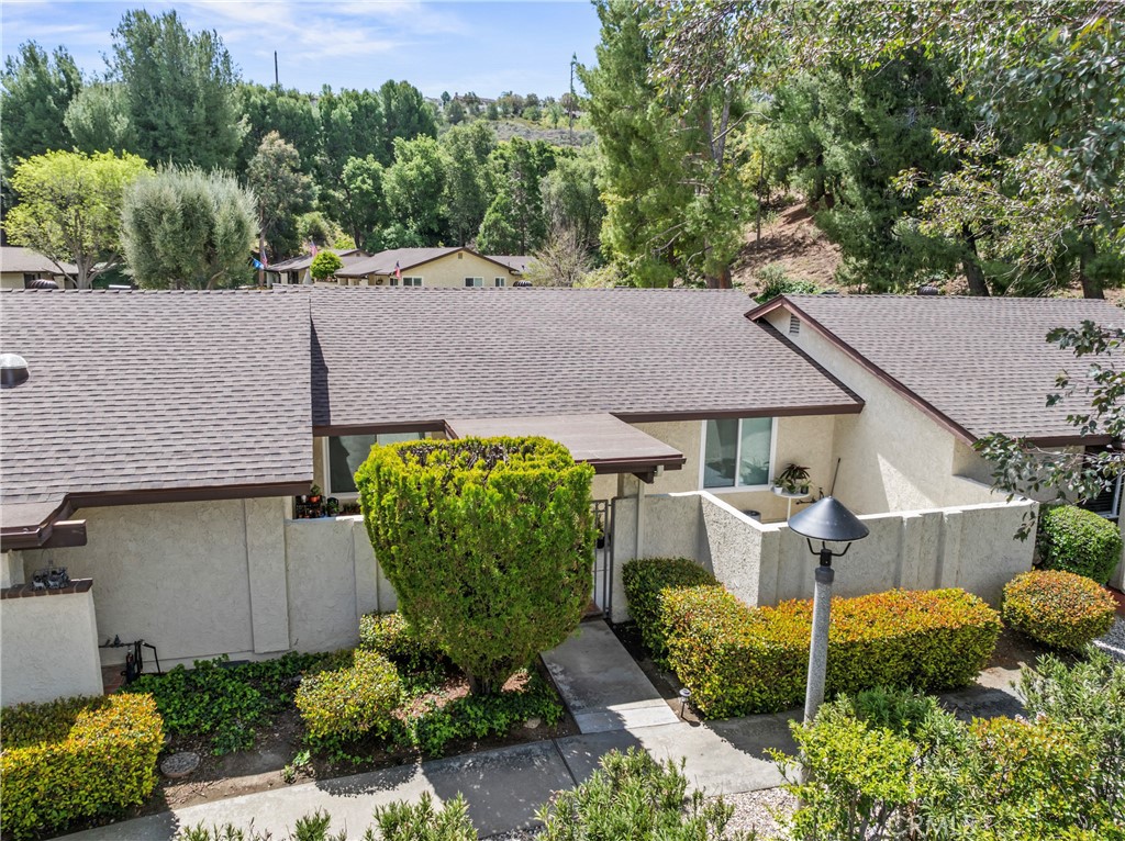 26335 Oakspur Drive #B